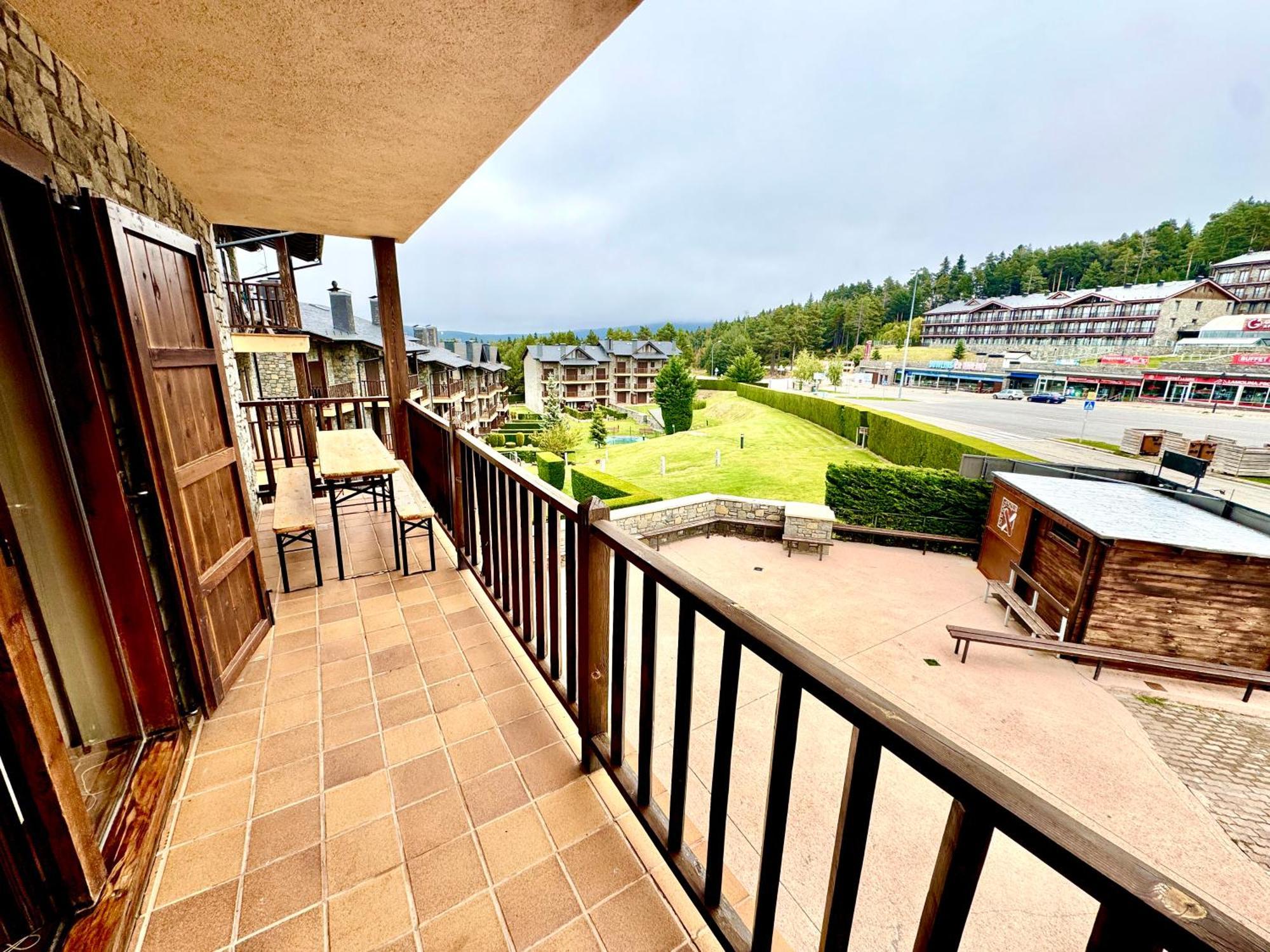 Residencia Pista Llarga Apartamento La Molina  Exterior foto